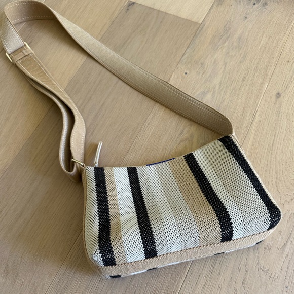 Rothy's - The Casual Crossbody - Picture 1 of 7
